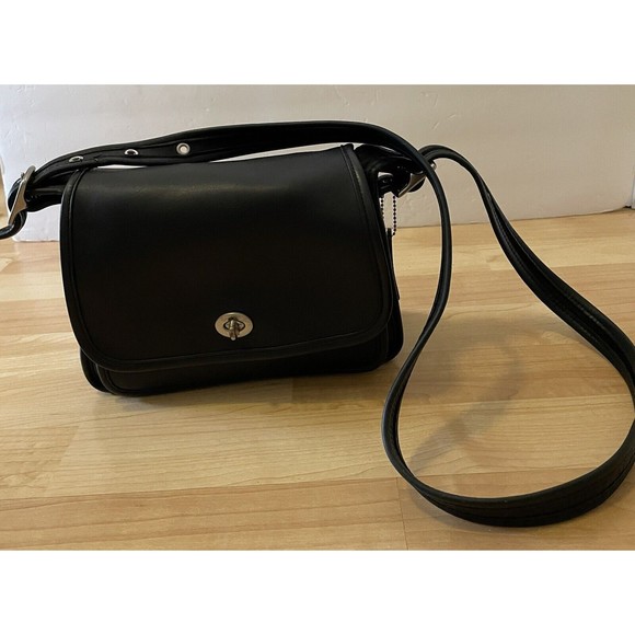 Coach Handbags - Vintage Coach Ramble’s Legacy Black Leather Bag